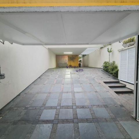 Casa à venda com 300m², 5 quartos e 4 vagas
