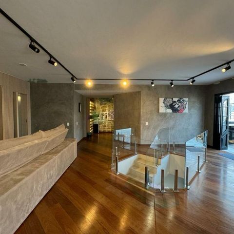 Apartamento à venda com 327m², 3 quartos e 4 vagas