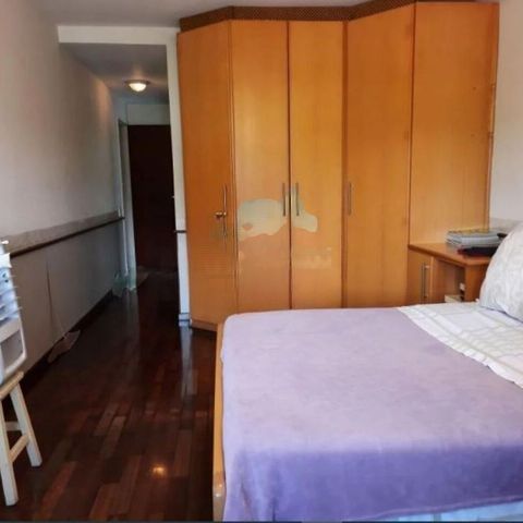 Casa à venda com 350m², 4 quartos e 4 vagas