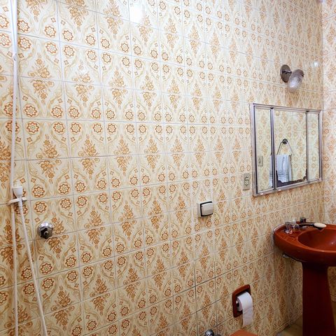 Casa à venda com 360m², 2 quartos e 3 vagas Casa à venda com 360m², 2 quartos e 3 vagasBanheiro