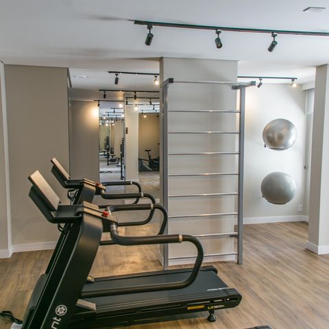 Apartamento à venda com 77m², 3 quartos e 1 vaga Apartamento à venda com 77m², 3 quartos e 1 vagaAcademia