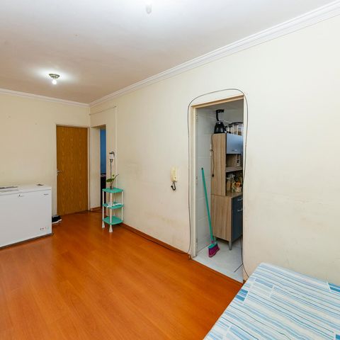 Apartamento à venda com 45m², 3 quartos e 1 vaga Apartamento à venda com 45m², 3 quartos e 1 vagaSala
