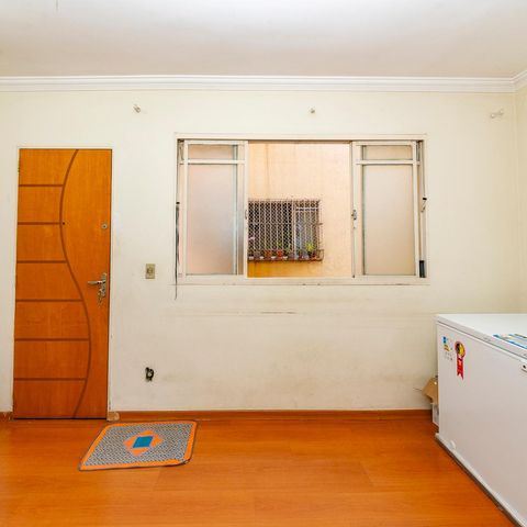 Apartamento à venda com 45m², 3 quartos e 1 vaga Apartamento à venda com 45m², 3 quartos e 1 vagaSala