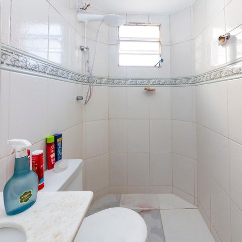 Apartamento à venda com 45m², 3 quartos e 1 vaga Apartamento à venda com 45m², 3 quartos e 1 vagaBanheiro