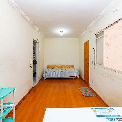 Apartamento à venda com 45m², 3 quartos e 1 vaga Apartamento à venda com 45m², 3 quartos e 1 vagaSala