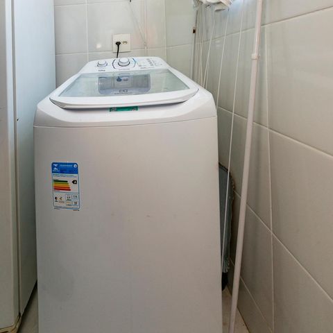 Apartamento à venda com 45m², 3 quartos e 1 vaga Apartamento à venda com 45m², 3 quartos e 1 vagaÁrea de Serviço