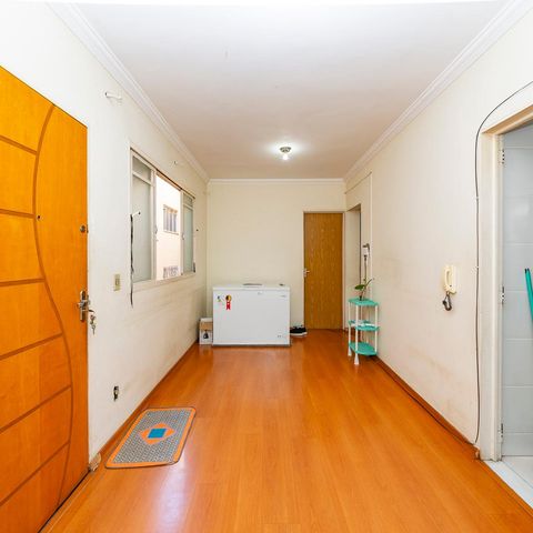 Apartamento à venda com 45m², 3 quartos e 1 vaga Apartamento à venda com 45m², 3 quartos e 1 vagaSala