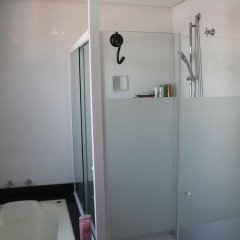 Apartamento à venda com 150m², 3 quartos e 3 vagasBanheiro da Suíte 1
