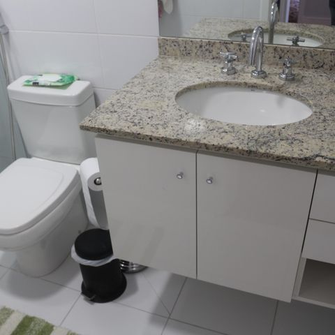 Apartamento à venda com 150m², 3 quartos e 3 vagasBanheiro da Suíte 2