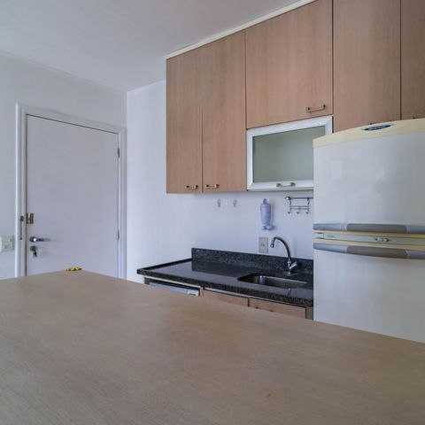 Apartamento à venda com 33m², 1 quarto e 1 vaga Apartamento à venda com 33m², 1 quarto e 1 vagaCozinha