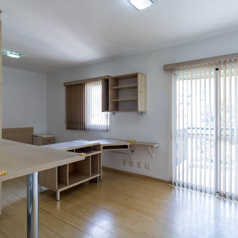 Apartamento à venda com 33m², 1 quarto e 1 vaga Apartamento à venda com 33m², 1 quarto e 1 vagaSala