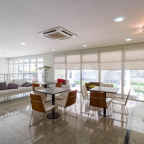 Apartamento à venda com 33m², 1 quarto e 1 vaga Apartamento à venda com 33m², 1 quarto e 1 vagaÁrea comum - Salão de festas