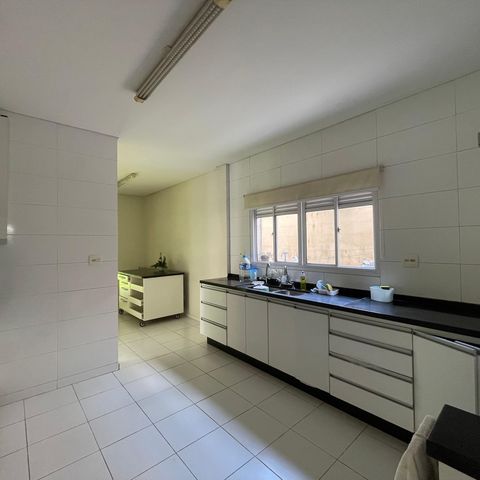 Casa de condomínio para alugar com 300m², 3 quartos e 6 vagas Casa de condomínio para alugar com 300m², 3 quartos e 6 vagasCozinha