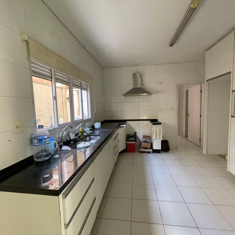 Casa de condomínio para alugar com 300m², 3 quartos e 6 vagas Casa de condomínio para alugar com 300m², 3 quartos e 6 vagasCozinha