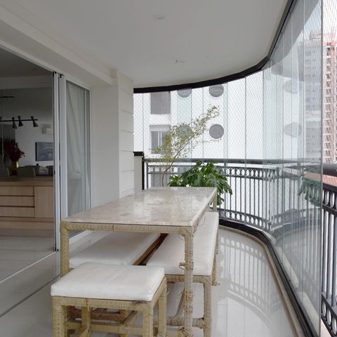 Apartamento à venda com 440m², 4 quartos e 5 vagasVaranda