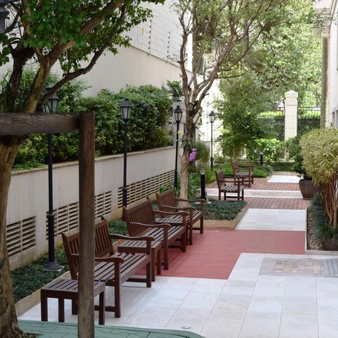 Apartamento à venda com 440m², 4 quartos e 5 vagasÁrea comum -Salão de Festas - externo