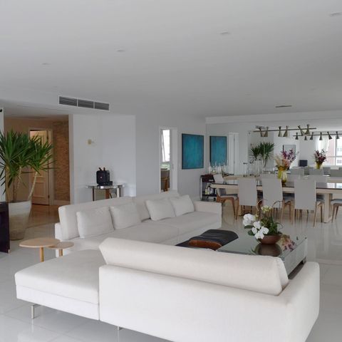 Apartamento à venda com 440m², 4 quartos e 5 vagasSala