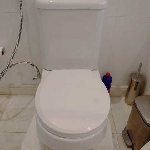 Apartamento à venda com 440m², 4 quartos e 5 vagasBanheiro da Suíte 4