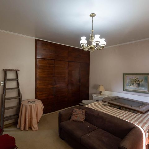 Casa à venda com 400m², 3 quartos e 3 vagas Casa à venda com 400m², 3 quartos e 3 vagasQuarto 1