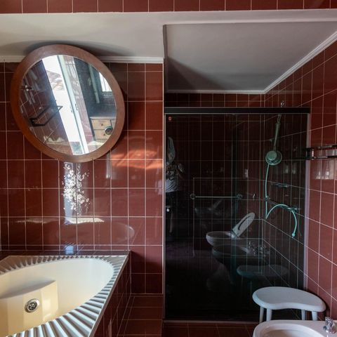 Casa à venda com 400m², 3 quartos e 3 vagas Casa à venda com 400m², 3 quartos e 3 vagasBanheiro da Suíte 1