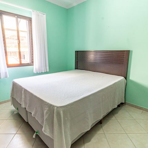Casa à venda com 200m², 3 quartos e 4 vagas Casa à venda com 200m², 3 quartos e 4 vagasSuíte 2