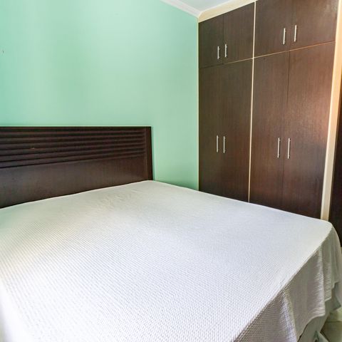Casa à venda com 200m², 3 quartos e 4 vagas Casa à venda com 200m², 3 quartos e 4 vagasSuíte 2