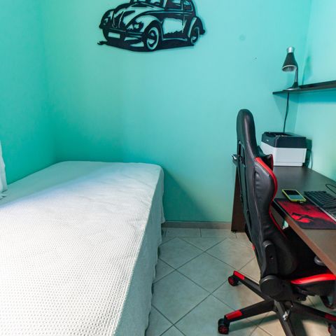 Casa à venda com 200m², 3 quartos e 4 vagas Casa à venda com 200m², 3 quartos e 4 vagasQuarto