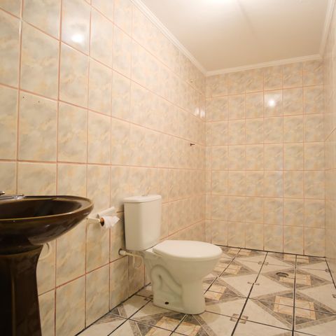 Casa para alugar com 350m², 7 quartos e 4 vagasBanheiro de serviço