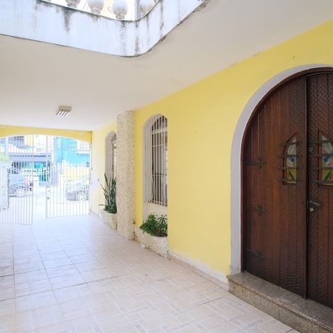 Casa para alugar com 350m², 7 quartos e 4 vagasEntrada