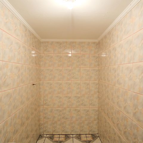 Casa para alugar com 350m², 7 quartos e 4 vagasBanheiro de serviço