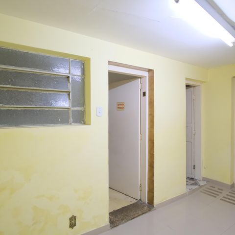 Casa para alugar com 350m², 7 quartos e 4 vagasHall de Serviço