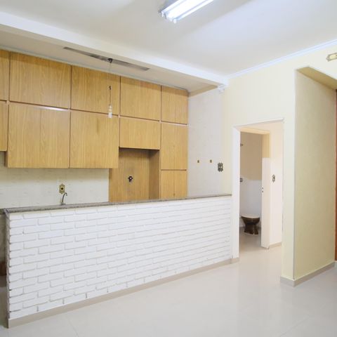 Casa para alugar com 350m², 7 quartos e 4 vagasCozinha