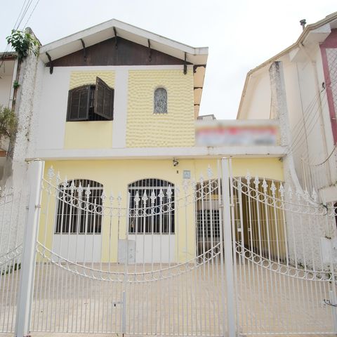 Casa para alugar com 350m², 7 quartos e 4 vagasFachada