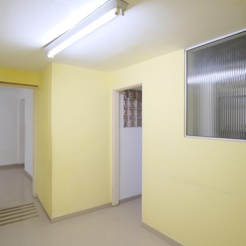 Casa para alugar com 350m², 7 quartos e 4 vagasHall de Serviço