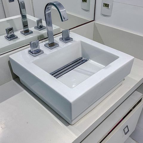 Apartamento para alugar com 122m², 2 quartos e 2 vagasBanheiro da Suíte