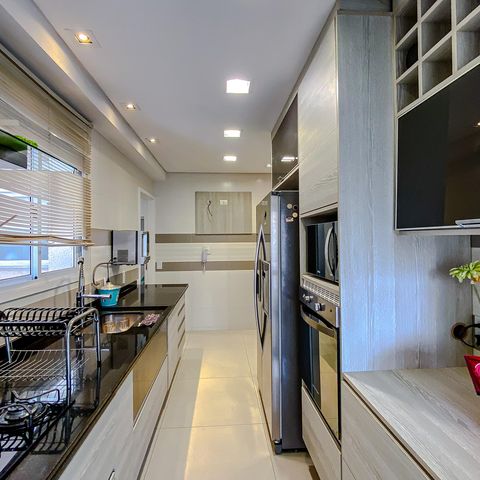 Apartamento para alugar com 122m², 2 quartos e 2 vagasCozinha
