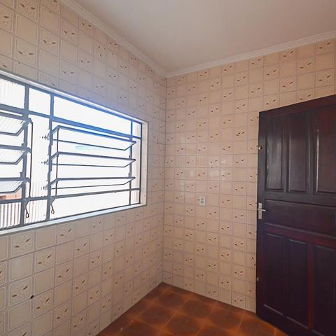 Casa à venda com 130m², 3 quartos e 1 vaga Casa à venda com 130m², 3 quartos e 1 vagaÁrea de Serviço