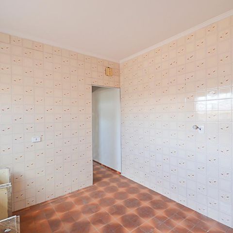 Casa à venda com 130m², 3 quartos e 1 vaga Casa à venda com 130m², 3 quartos e 1 vagaCozinha