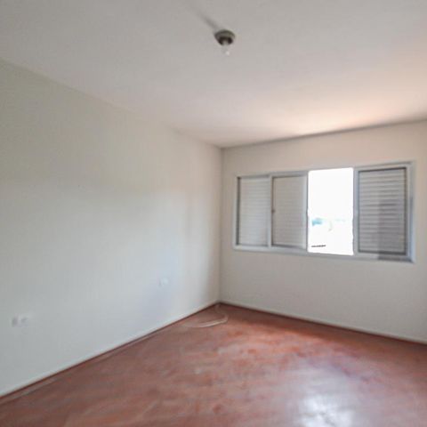 Casa à venda com 130m², 3 quartos e 1 vaga Casa à venda com 130m², 3 quartos e 1 vagaQuarto 3