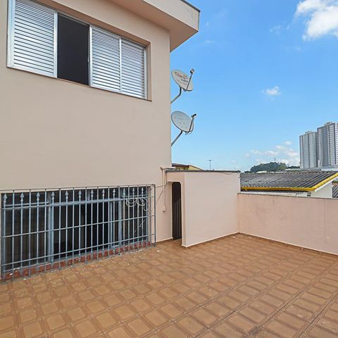 Casa à venda com 130m², 3 quartos e 1 vaga Casa à venda com 130m², 3 quartos e 1 vagaQuintal