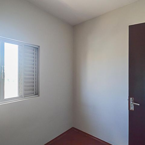 Casa à venda com 130m², 3 quartos e 1 vaga Casa à venda com 130m², 3 quartos e 1 vagaQuarto 2