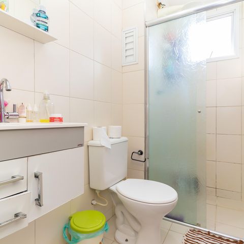Apartamento para alugar com 72m², 2 quartos e 1 vaga Apartamento para alugar com 72m², 2 quartos e 1 vagaBanheiro
