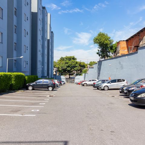Apartamento para alugar com 72m², 2 quartos e 1 vaga Apartamento para alugar com 72m², 2 quartos e 1 vagaÁrea comum - Garagem