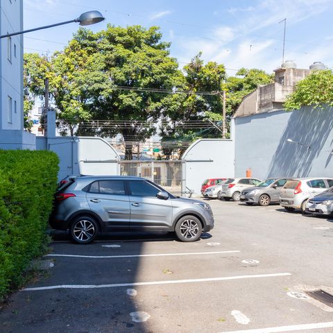 Apartamento para alugar com 72m², 2 quartos e 1 vaga Apartamento para alugar com 72m², 2 quartos e 1 vagaÁrea comum - Garagem
