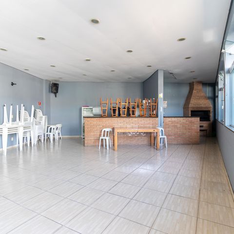Apartamento para alugar com 72m², 2 quartos e 1 vaga Apartamento para alugar com 72m², 2 quartos e 1 vagaÁrea comum - Salão de Festas