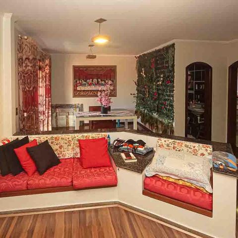 Casa à venda com 450m², 3 quartos e 8 vagas Casa à venda com 450m², 3 quartos e 8 vagasSala 2