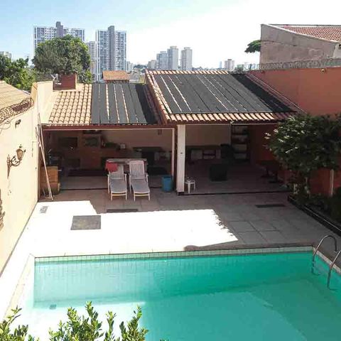Casa à venda com 450m², 3 quartos e 8 vagas Casa à venda com 450m², 3 quartos e 8 vagasVista da Varanda