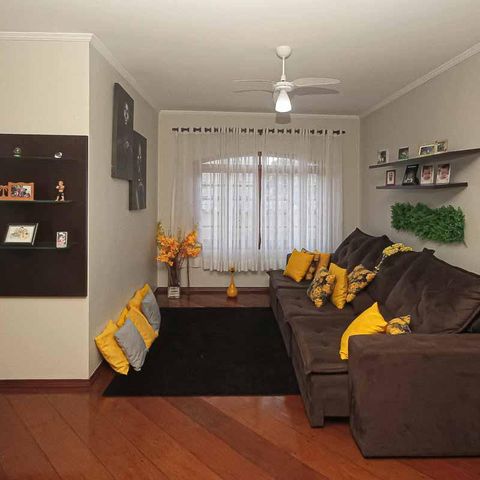 Casa à venda com 450m², 3 quartos e 8 vagas Casa à venda com 450m², 3 quartos e 8 vagasSala 4