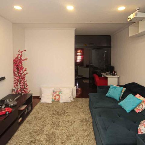 Casa à venda com 450m², 3 quartos e 8 vagas Casa à venda com 450m², 3 quartos e 8 vagasSala