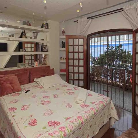 Casa à venda com 450m², 3 quartos e 8 vagas Casa à venda com 450m², 3 quartos e 8 vagasSuíte 2